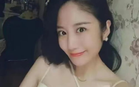 吃瓜网花店老板,揭秘花店背后的温馨故事