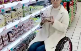 小姐姐放弃高薪开文具店,小姐姐的文具店梦想之旅